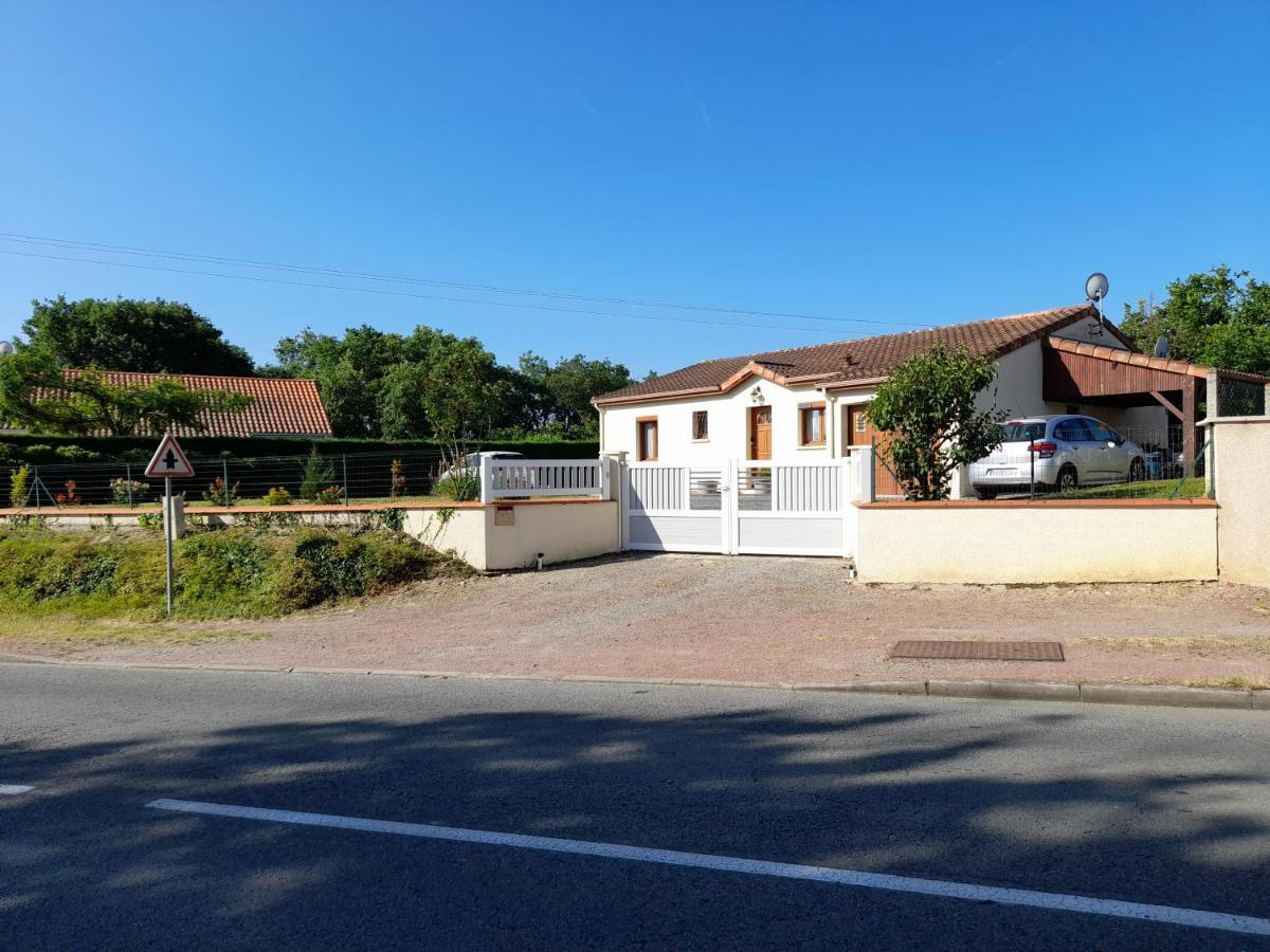 La Belle Maisonnette Montmorillon Buitenkant foto